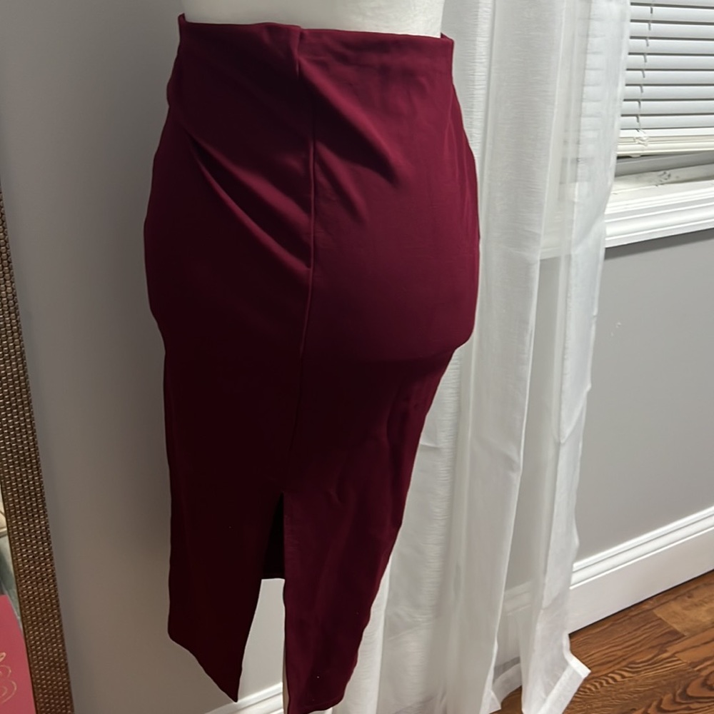 Fashion Nova- pencil skirt- Small